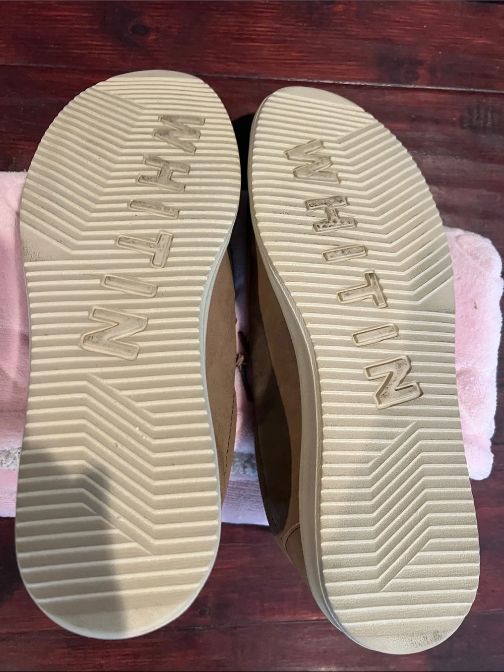 WHITIN comfortable tan
